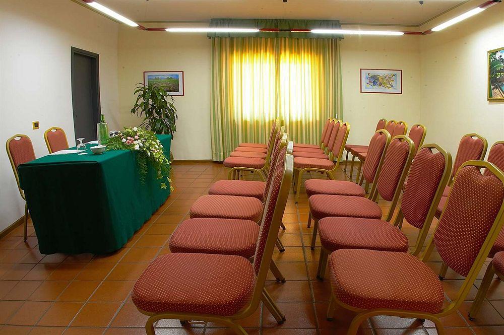 Orizzonte Acireale Hotel Buitenkant foto