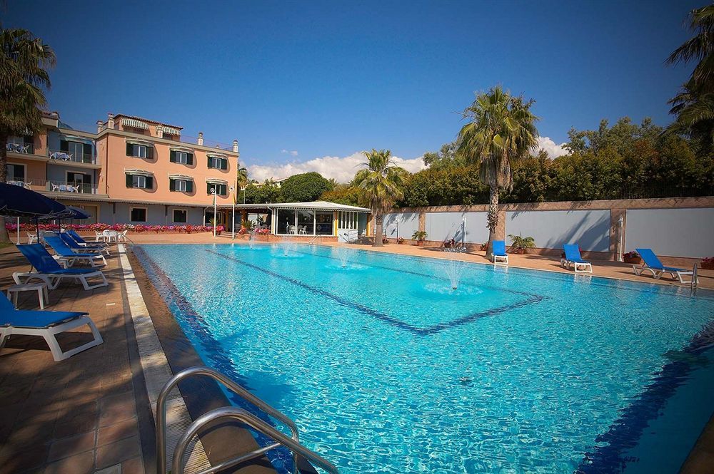 Orizzonte Acireale Hotel Buitenkant foto