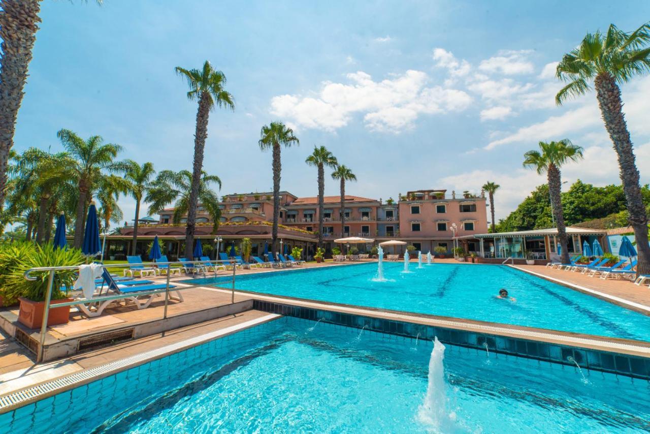 Orizzonte Acireale Hotel Buitenkant foto